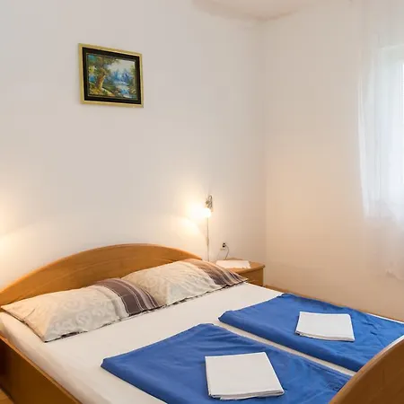 Miki 17 * Štinjan